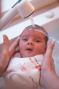 Prestation Centre bien être maman bébé Roquebrune-sur-Argens par Ostéopathe - Tiffany LEVIS